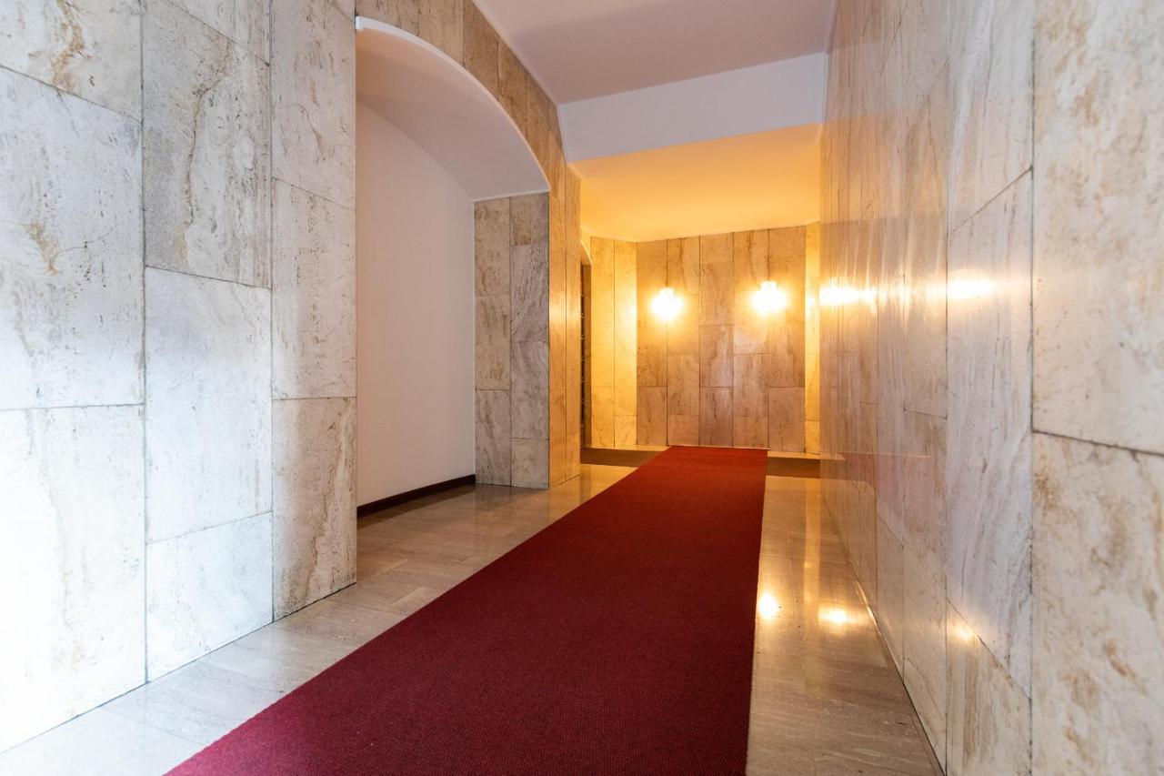 Duomo Apartament Appartement Milaan Buitenkant foto
