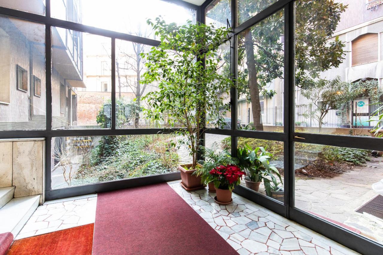 Duomo Apartament Appartement Milaan Buitenkant foto